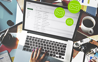 Everlytic Blog Bechmarks 2018 Infographic Feature Image Emails Laptop | Everlytic | Infographic: Everlytic’s Top 2018 Email Benchmarks