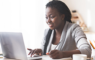 Everlytic Blog Consumer Content Feature Image | Everlytic | Use Data to Lead Your Email Communications
