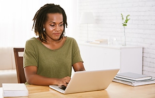 Everlytic | Blog | Write Strong Email Subject Lines to Boost Your Open Rate | Featured Image